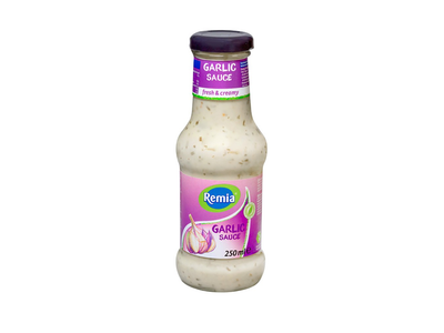 Remia Garlic Sauce pack shot